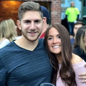 Meet your Posher, Caitlin